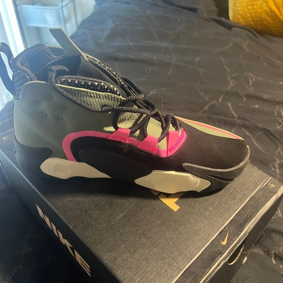 Nike React Frenzy’s